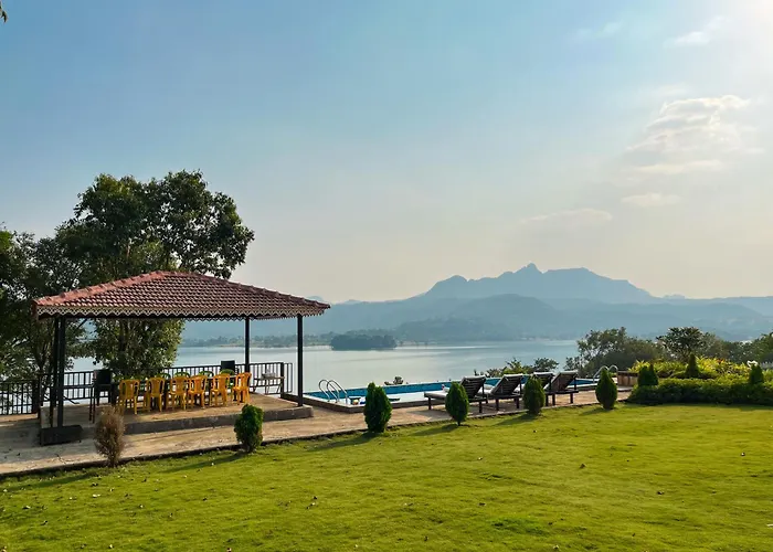Lifeline Villas - Exquisite Pawna Lakeview Estate With Expansive Infinity Pool Lonavala
